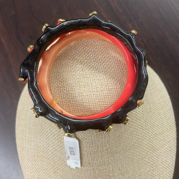 NWT Kara Ross Three Piece Multicolor Coral Bangle Set - Picture 3 of 5